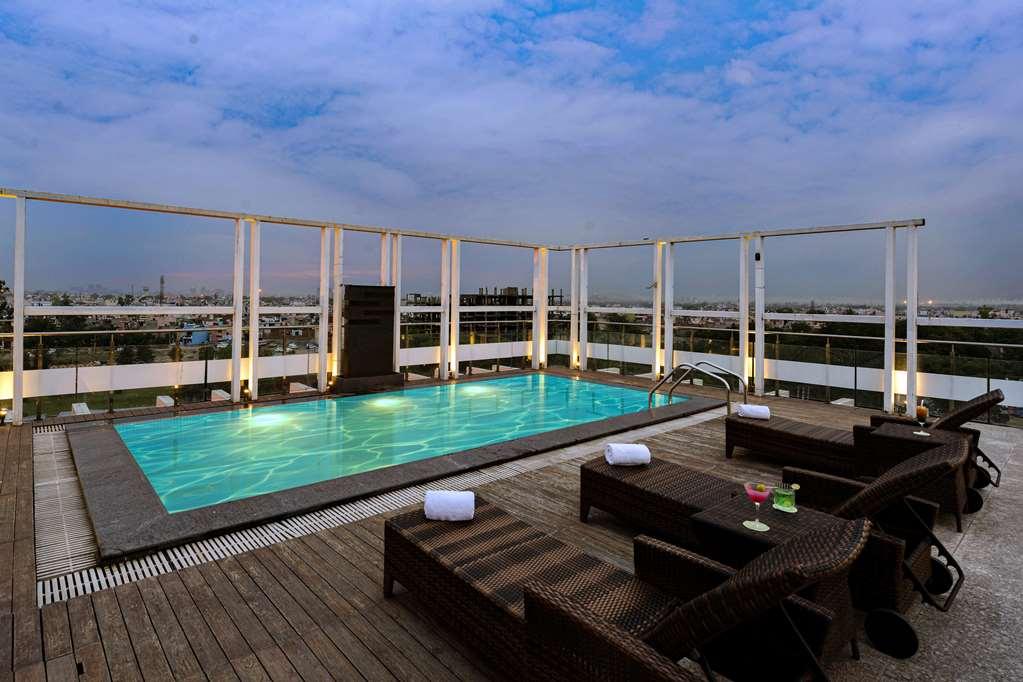 Quality Inn Гургаон Удобства фото