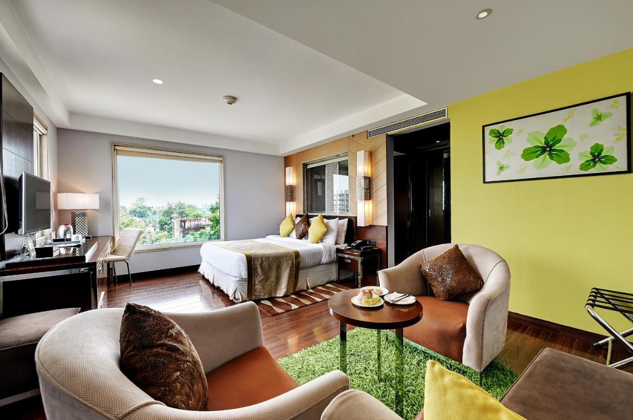 Quality Inn Гургаон Экстерьер фото