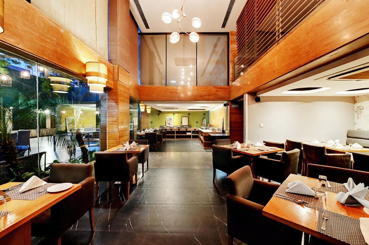 Quality Inn Гургаон Экстерьер фото