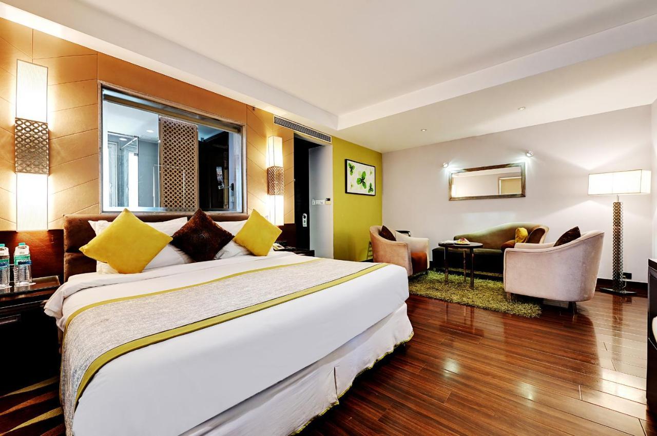 Quality Inn Гургаон Экстерьер фото