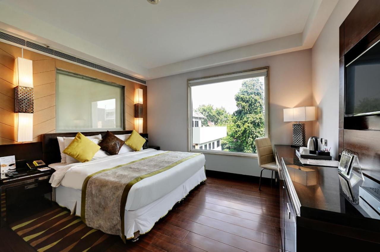 Quality Inn Гургаон Экстерьер фото