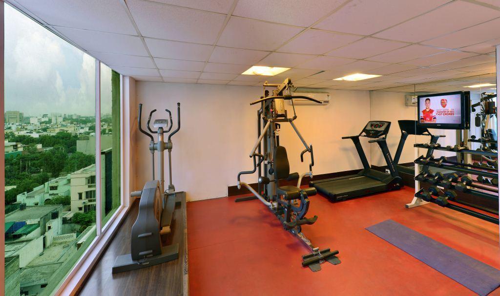 Quality Inn Гургаон Экстерьер фото